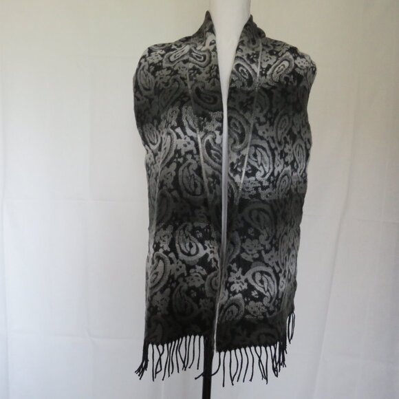 Softer Than Cashmere Black Gray Paisley Motif Unisex Scarf with Fringe - Picture 2 of 12